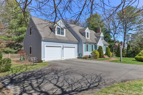 $1,150,000 | 122 Evelyn's Drive, Brewster, MA 02645