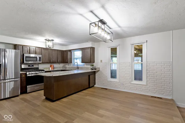 $250,000 | 6709 Jackson Street, Anderson, IN 46013