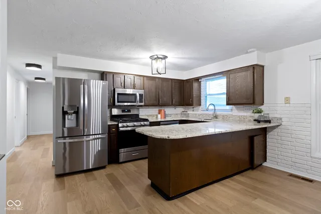 $250,000 | 6709 Jackson Street, Anderson, IN 46013