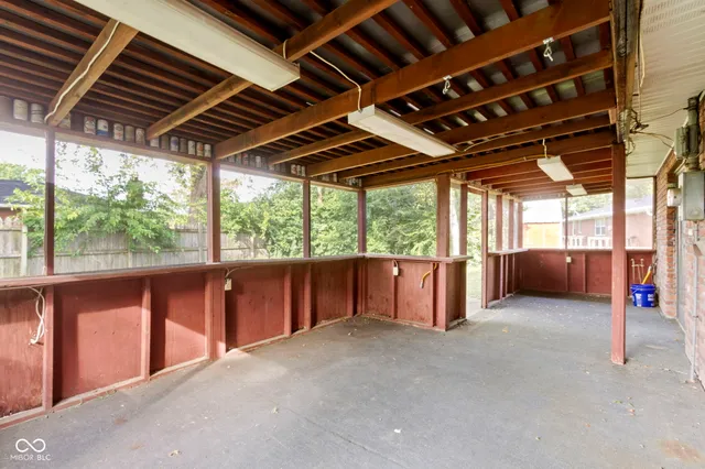 $250,000 | 6709 Jackson Street, Anderson, IN 46013