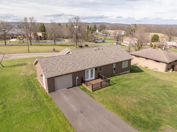 a view of a house with a outdoor space