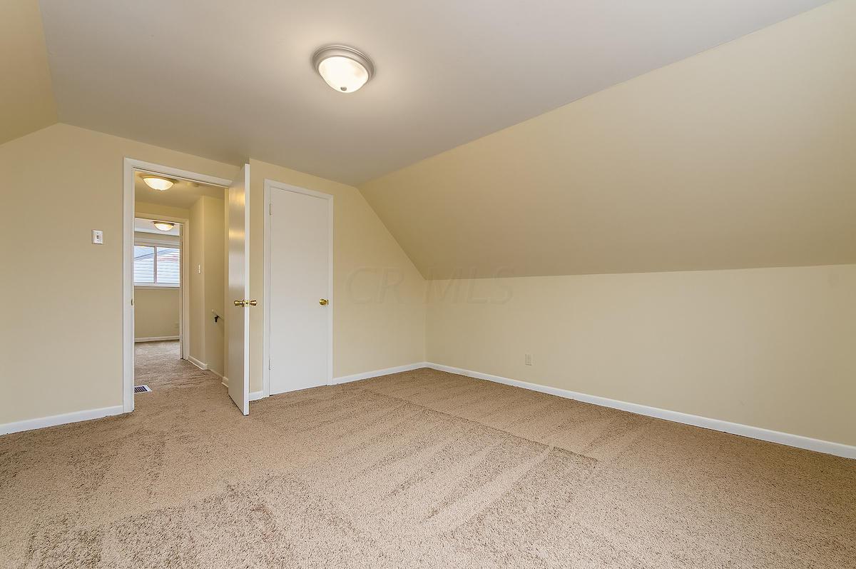 1593 Shady Lane Road Columbus, OH 43227 - Photo 26 of 35 Gallery Image 26