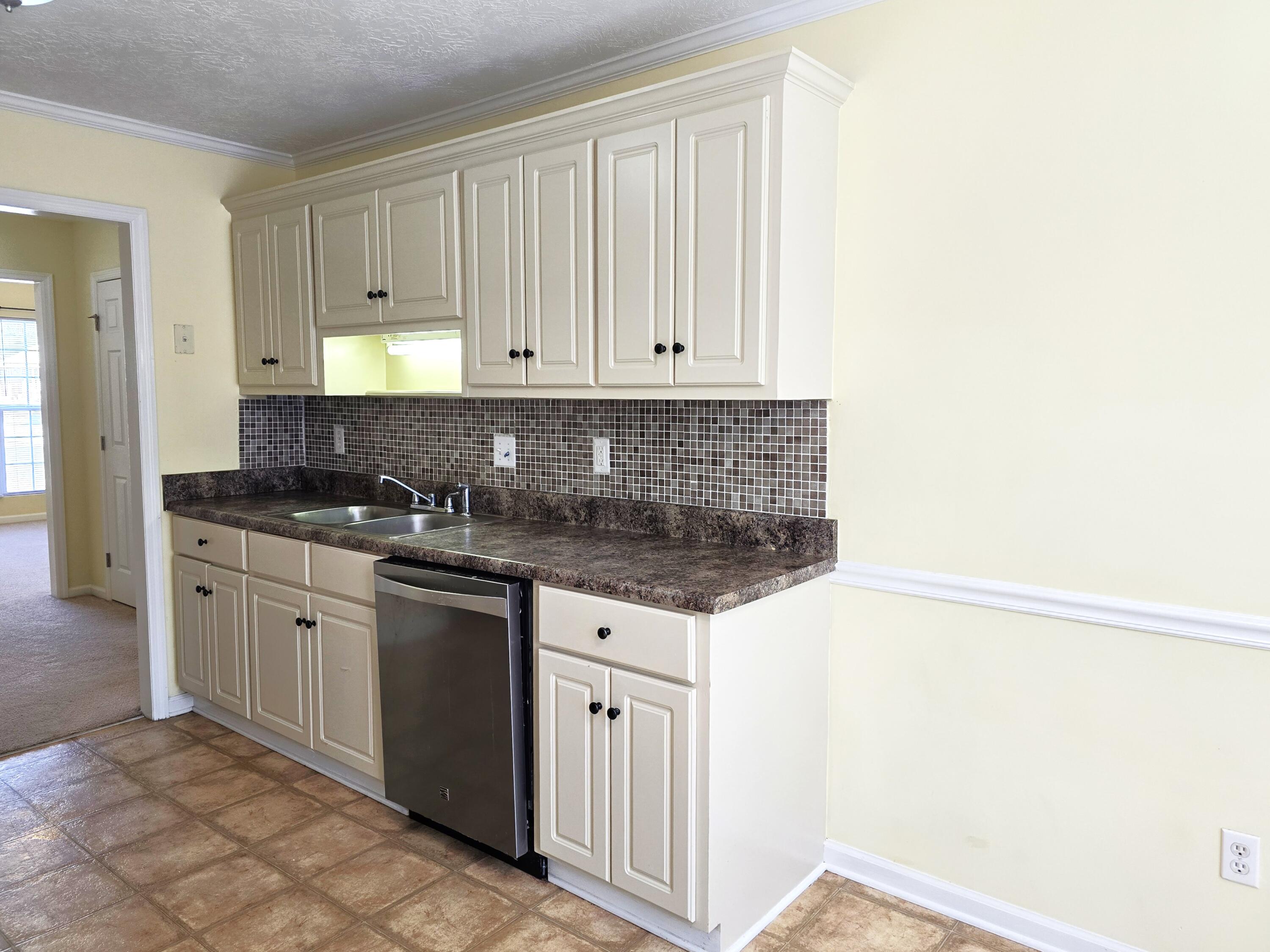 1764 Tamarind Way Augusta, GA 30906 - Photo 9 of 21 Kitchen