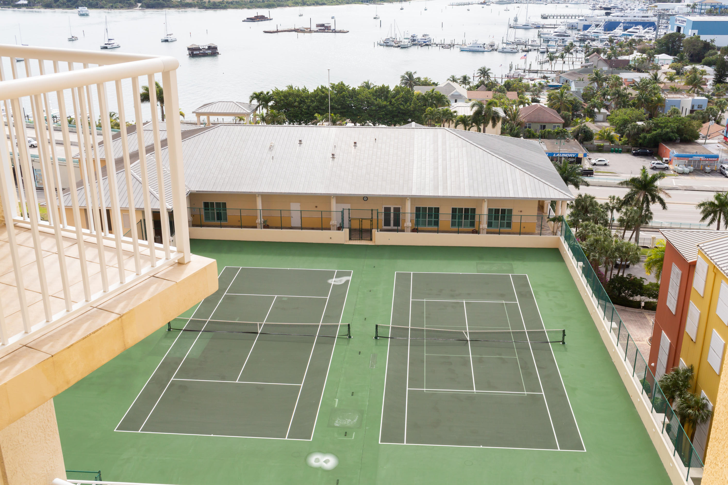 2650 Lake Shore Drive, Unit 1601 Riviera Beach, FL 33404 - Photo 51 of 55 091A8764