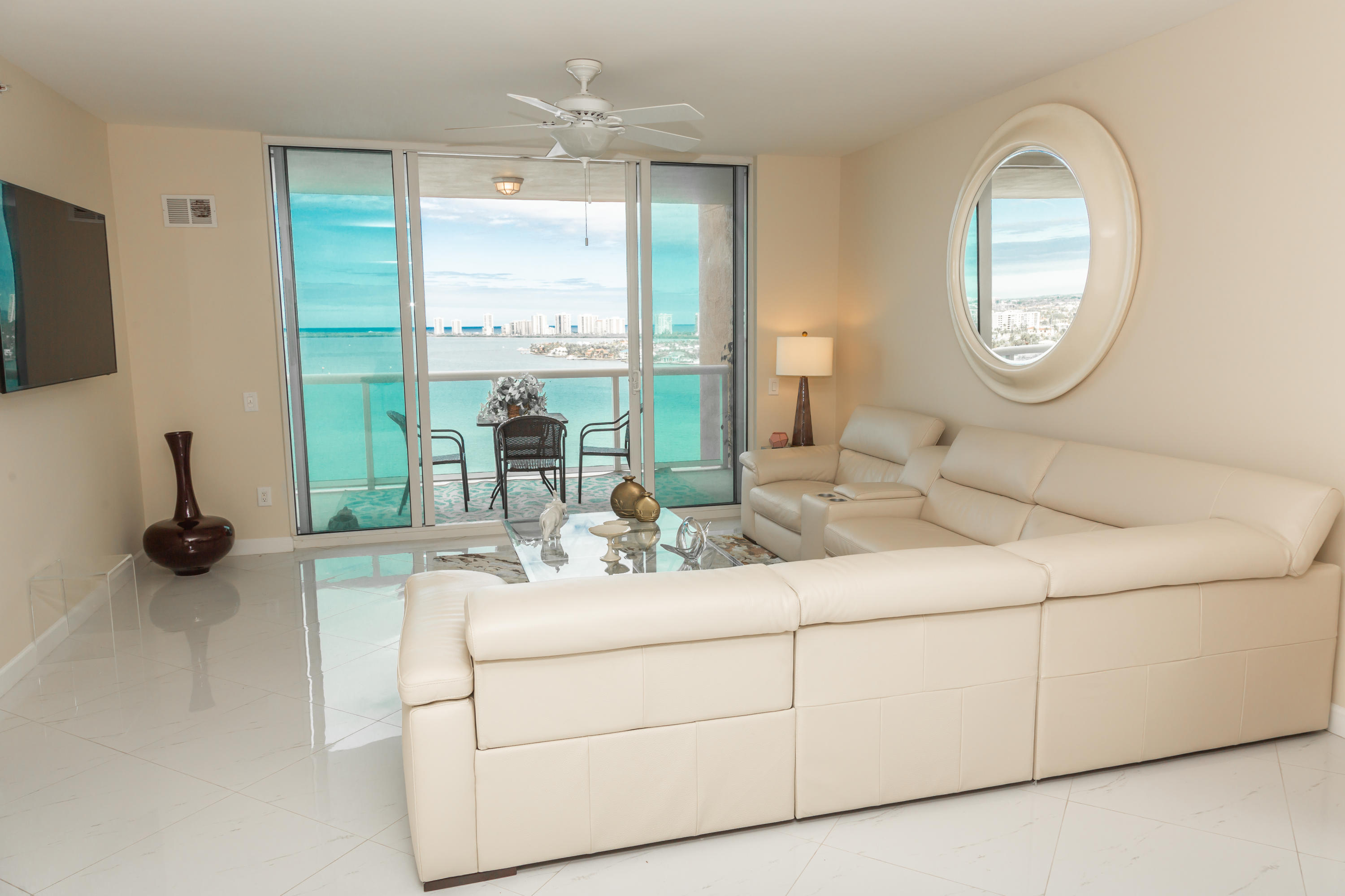 2650 Lake Shore Drive, Unit 1601 Riviera Beach, FL 33404 - Photo 6 of 55 091A8725