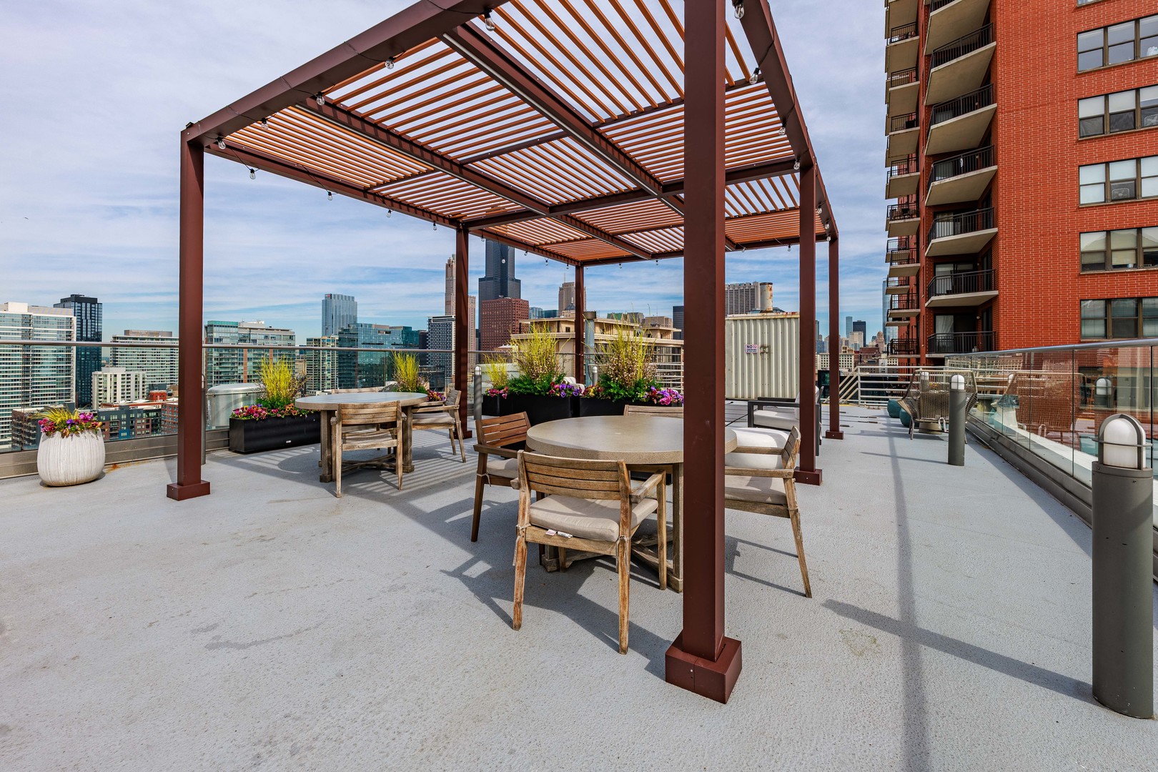 40 East 9th Street, Unit 1804 Chicago, IL 60605 - Photo 18 of 19