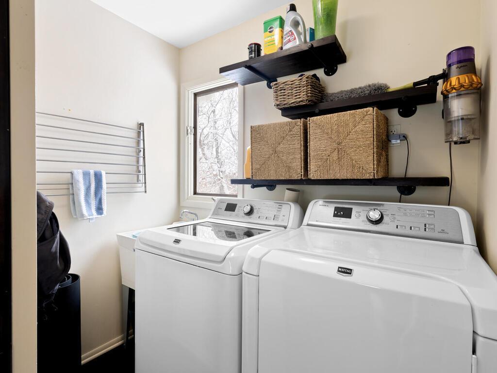 14811 Minnehaha Place Wayzata, MN 55391 - Photo 28 of 54