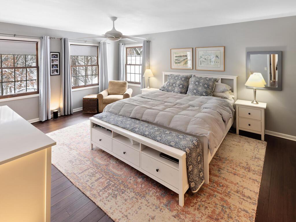 14811 Minnehaha Place Wayzata, MN 55391 - Photo 29 of 54