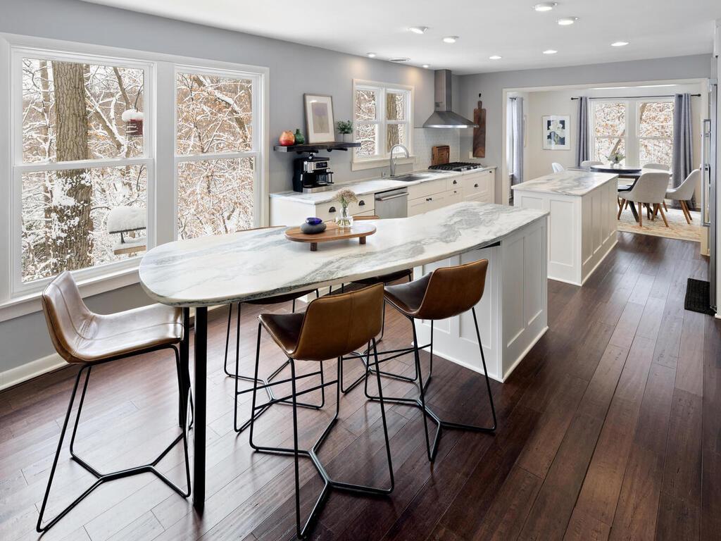 14811 Minnehaha Place Wayzata, MN 55391 - Photo 3 of 54