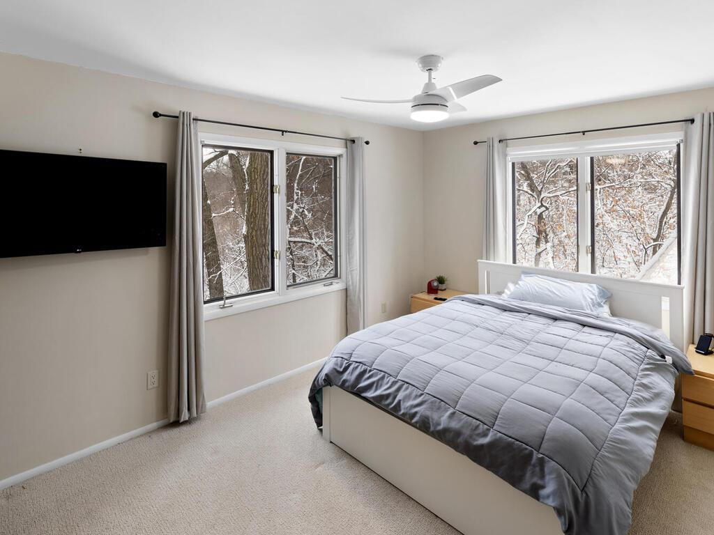 14811 Minnehaha Place Wayzata, MN 55391 - Photo 36 of 54