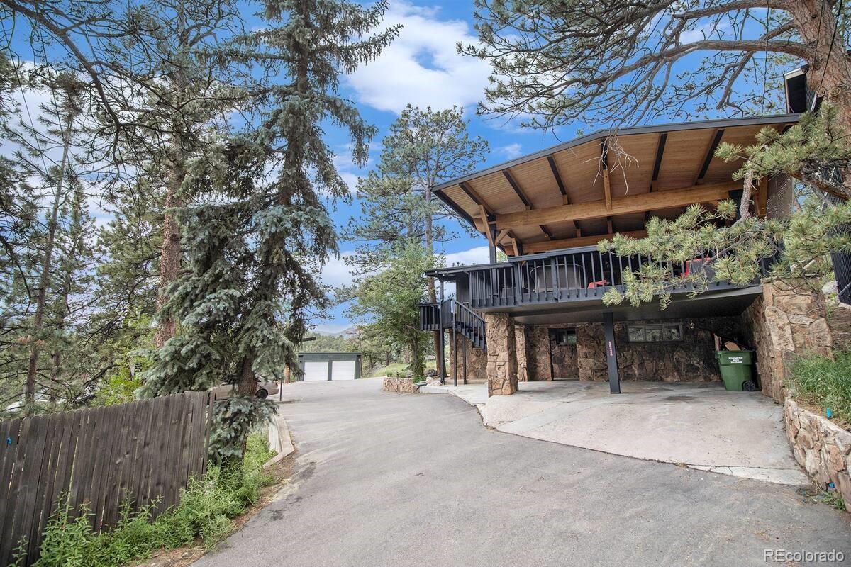 28433 Kinnikinnick Road Evergreen, CO 80439 - Photo 19 of 29