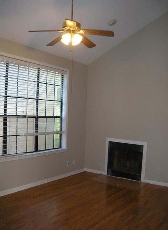 2300 Leon Street, Unit 201 Austin, TX 78705 - Photo 5 of 28