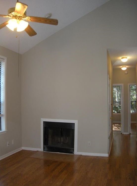 2300 Leon Street, Unit 201 Austin, TX 78705 - Photo 6 of 28