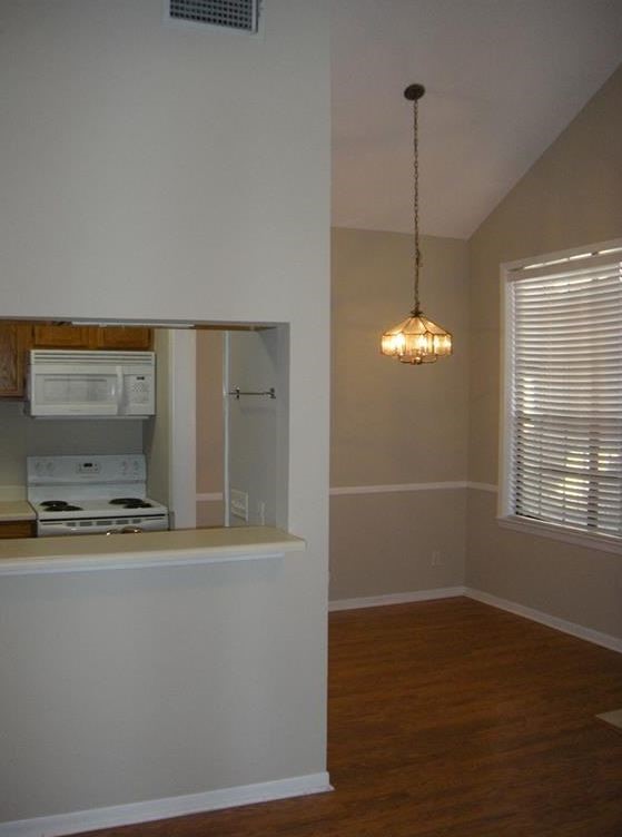 2300 Leon Street, Unit 201 Austin, TX 78705 - Photo 7 of 28