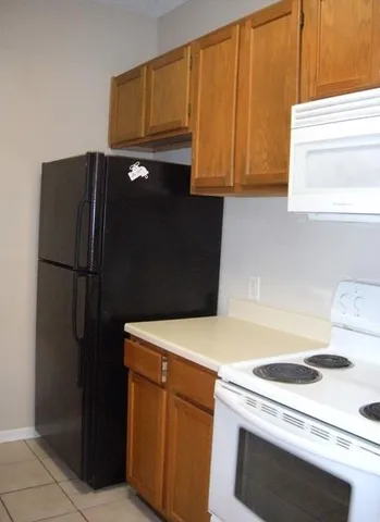 $1,350 | 2300 Leon Street, Unit 201, Austin, TX 78705
