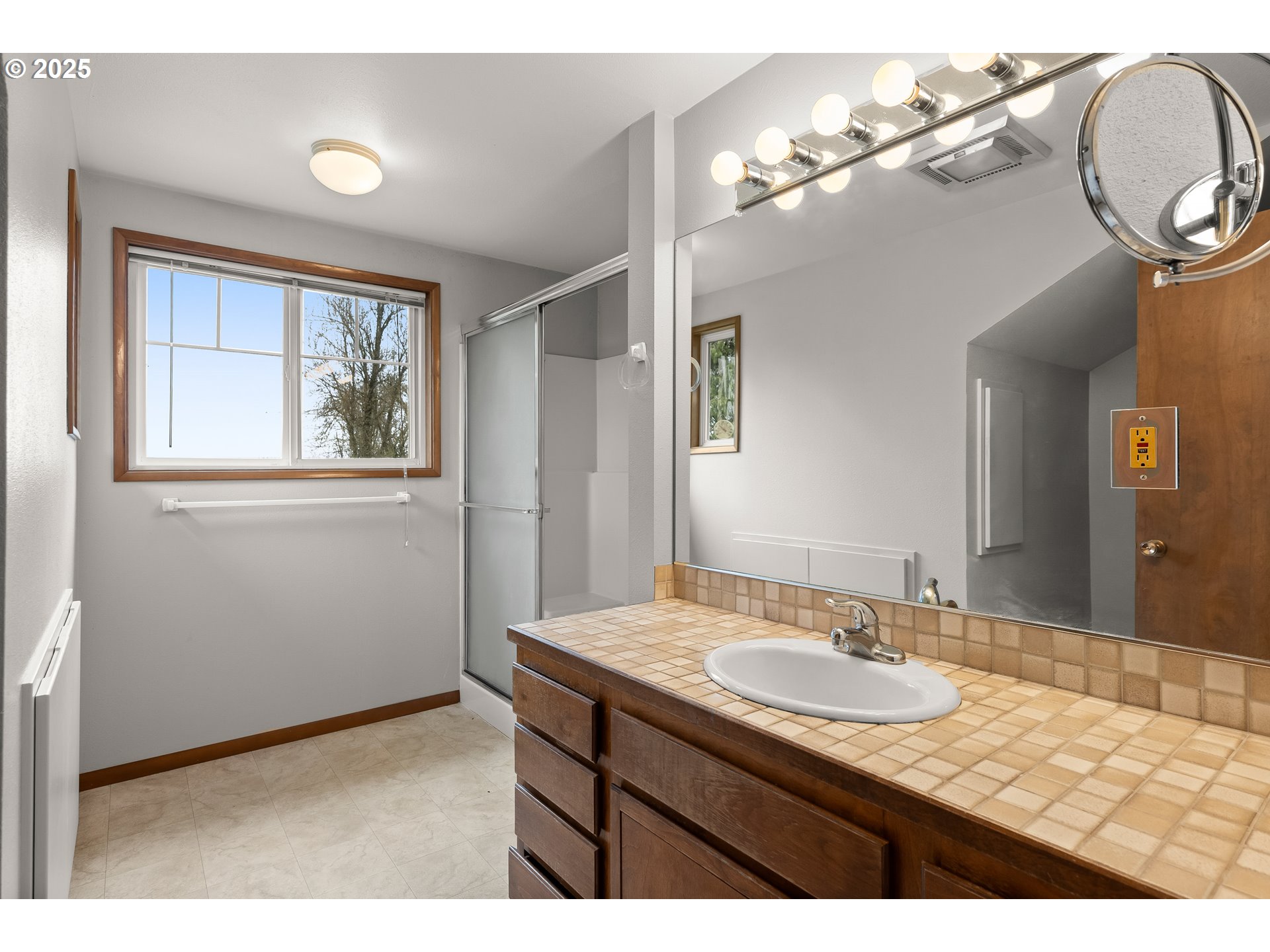 14235 Southwest Tooze Road Sherwood, OR 97140 - Photo 24 of 48 Gallery Image 24