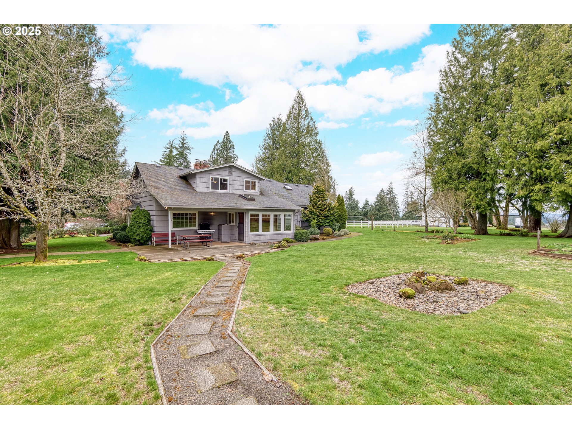 14235 Southwest Tooze Road Sherwood, OR 97140 - Photo 29 of 48 Gallery Image 29