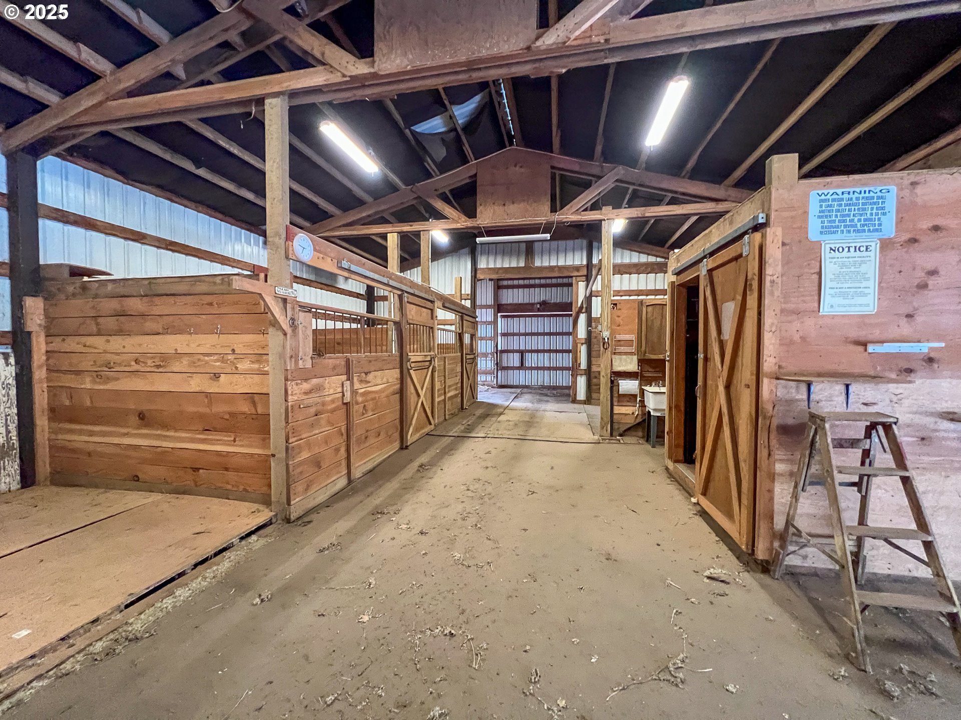 14235 Southwest Tooze Road Sherwood, OR 97140 - Photo 33 of 48 Gallery Image 33