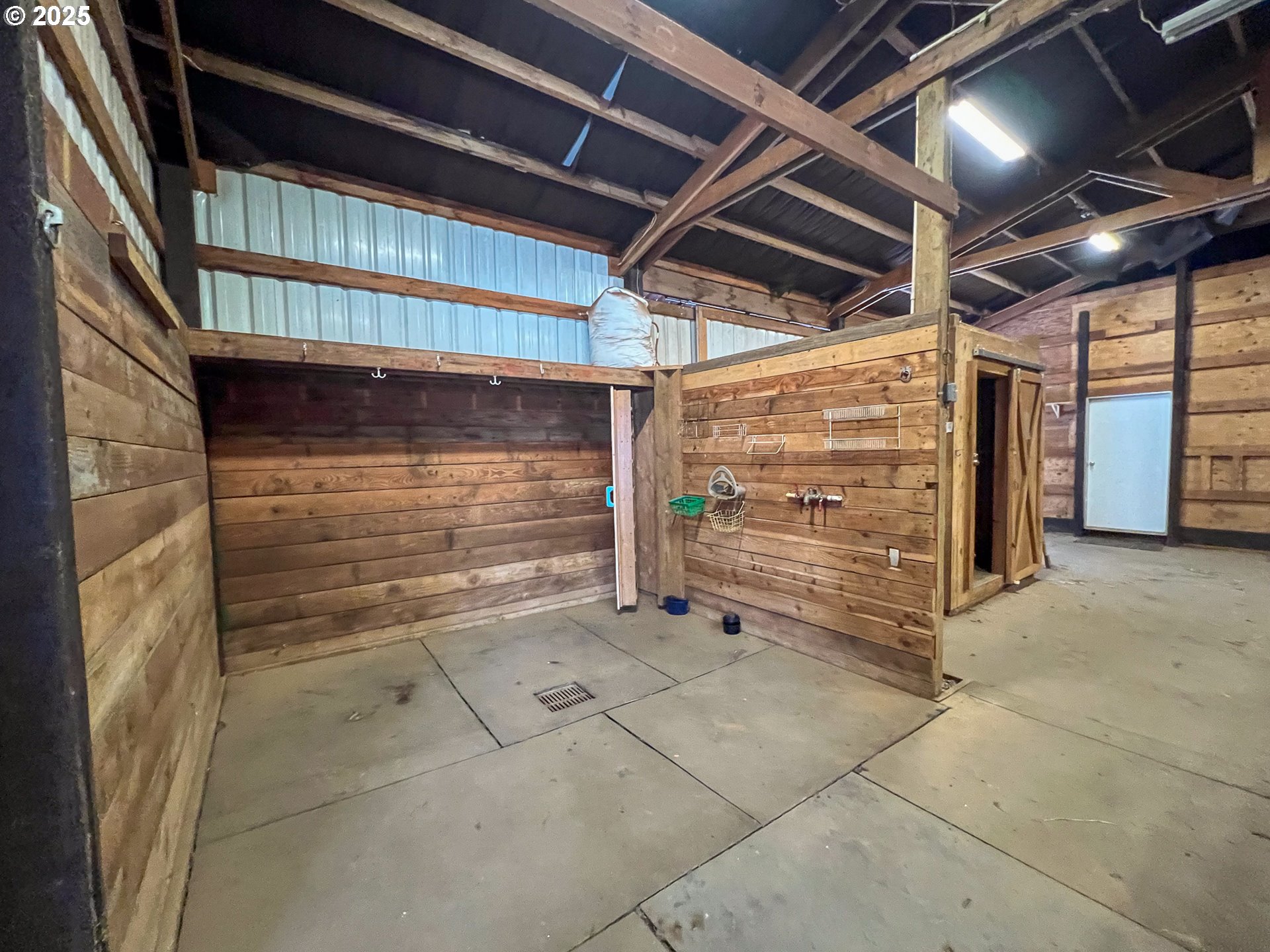 14235 Southwest Tooze Road Sherwood, OR 97140 - Photo 34 of 48 Gallery Image 34