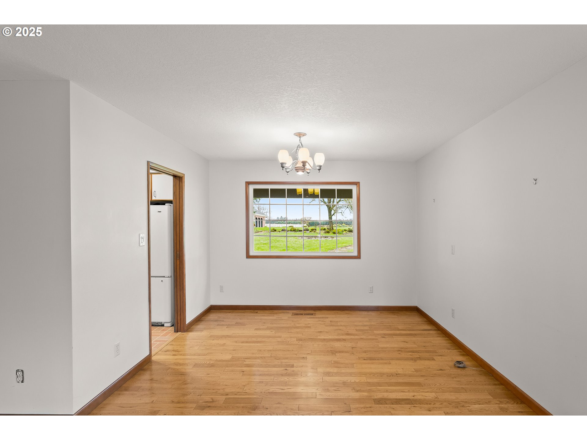 14235 Southwest Tooze Road Sherwood, OR 97140 - Photo 10 of 48 Gallery Image 10