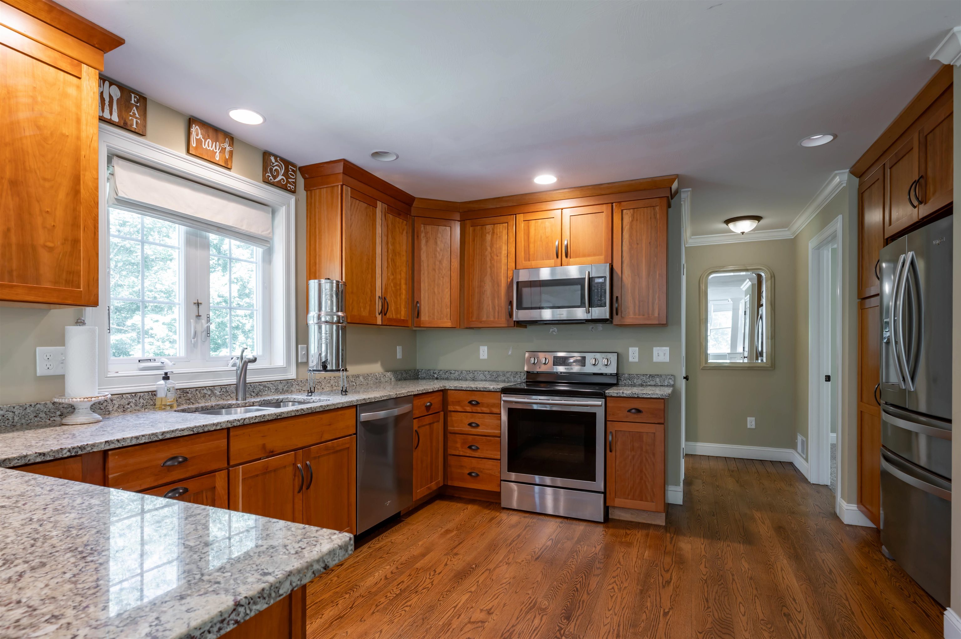 7 North Salem Road Hampstead, NH 03841 - Photo 22 of 54