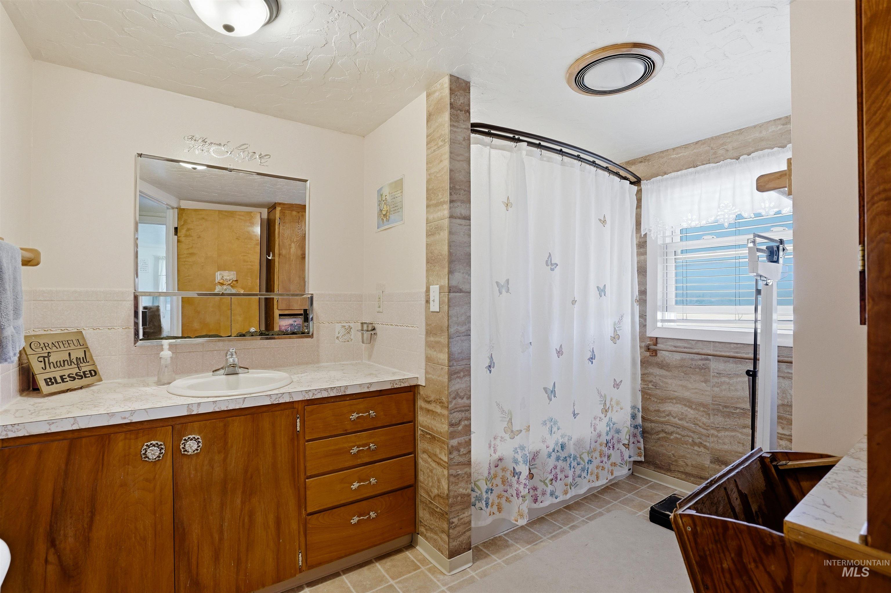 8600 Hillview Road Emmett, ID 83617 - Photo 4 of 50