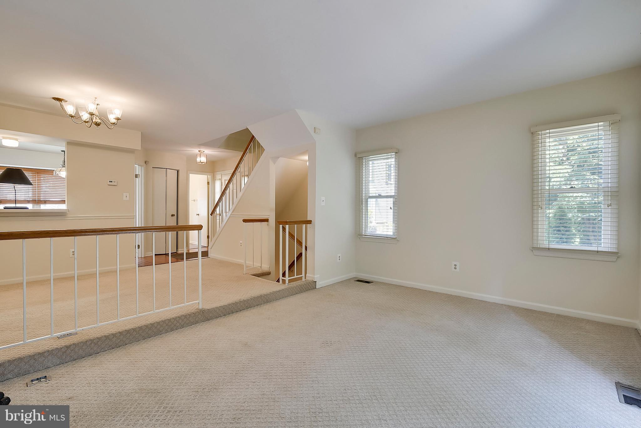 7482 Laurel Oak Court Springfield, VA 22153 - Photo 11 of 27 Interior (General)