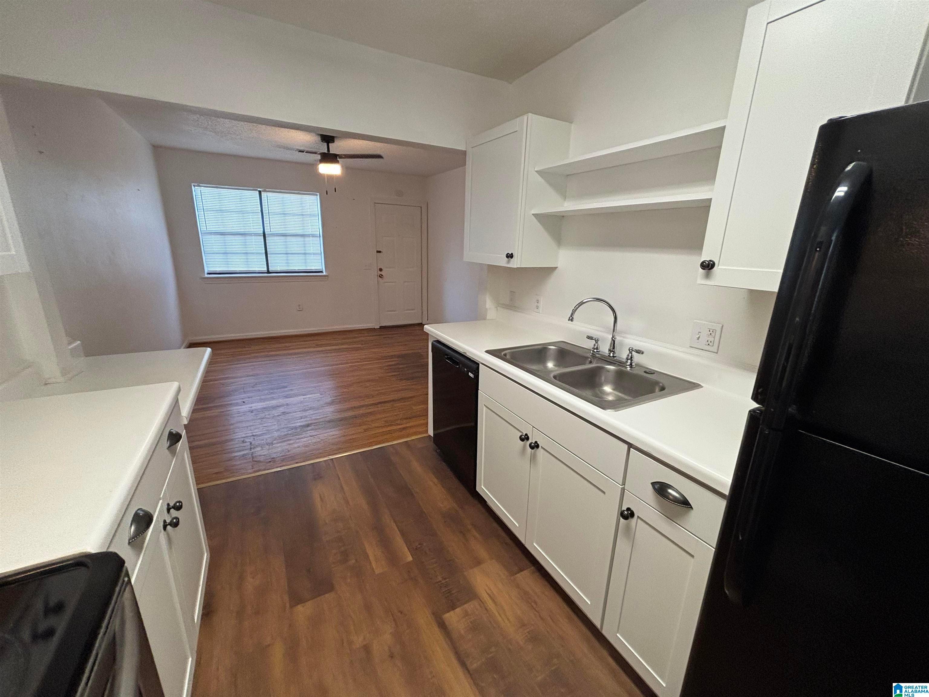 901 Hargrove Road, Unit 28B Tuscaloosa, AL 35401 - Photo 2 of 8 Gallery Image 2