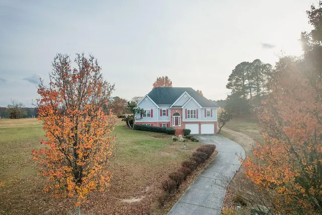 $450,000 | 218 Golden Oaks Drive, LaFayette, GA 30728