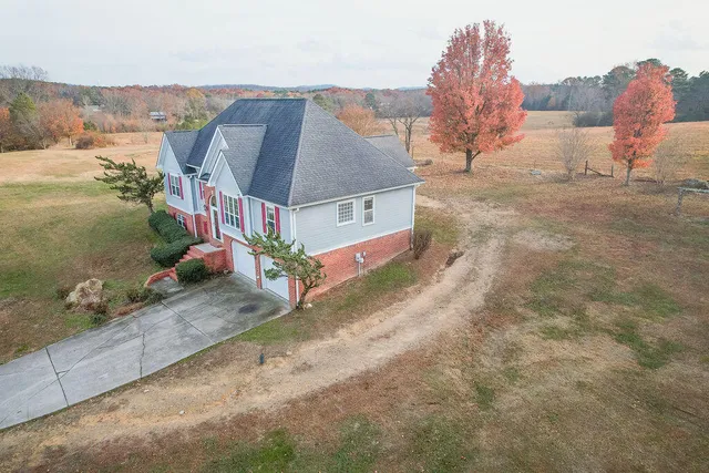 $450,000 | 218 Golden Oaks Drive, LaFayette, GA 30728