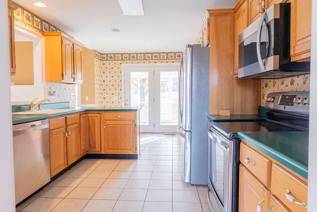 $450,000 | 218 Golden Oaks Drive, LaFayette, GA 30728