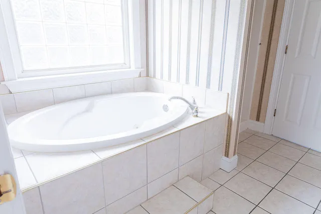 $450,000 | 218 Golden Oaks Drive, LaFayette, GA 30728