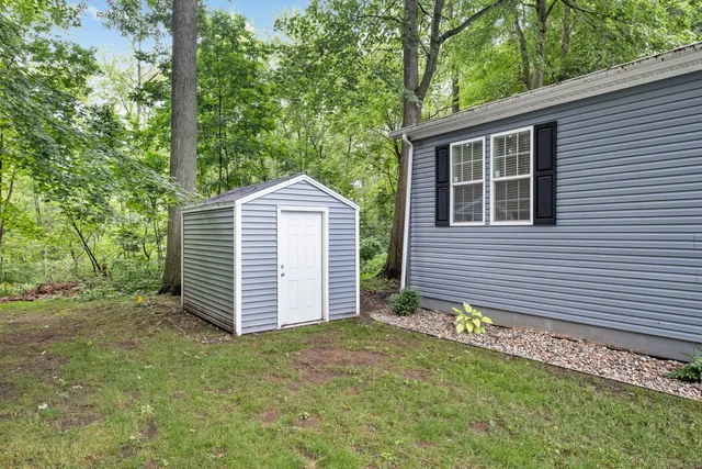 $134,000 | 3 Happy End, Unit 3, Sparta, MI 49345