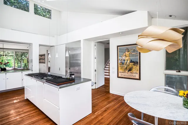 $3,400,000 | 12 Haights Cross Road, Chappaqua, NY 10514