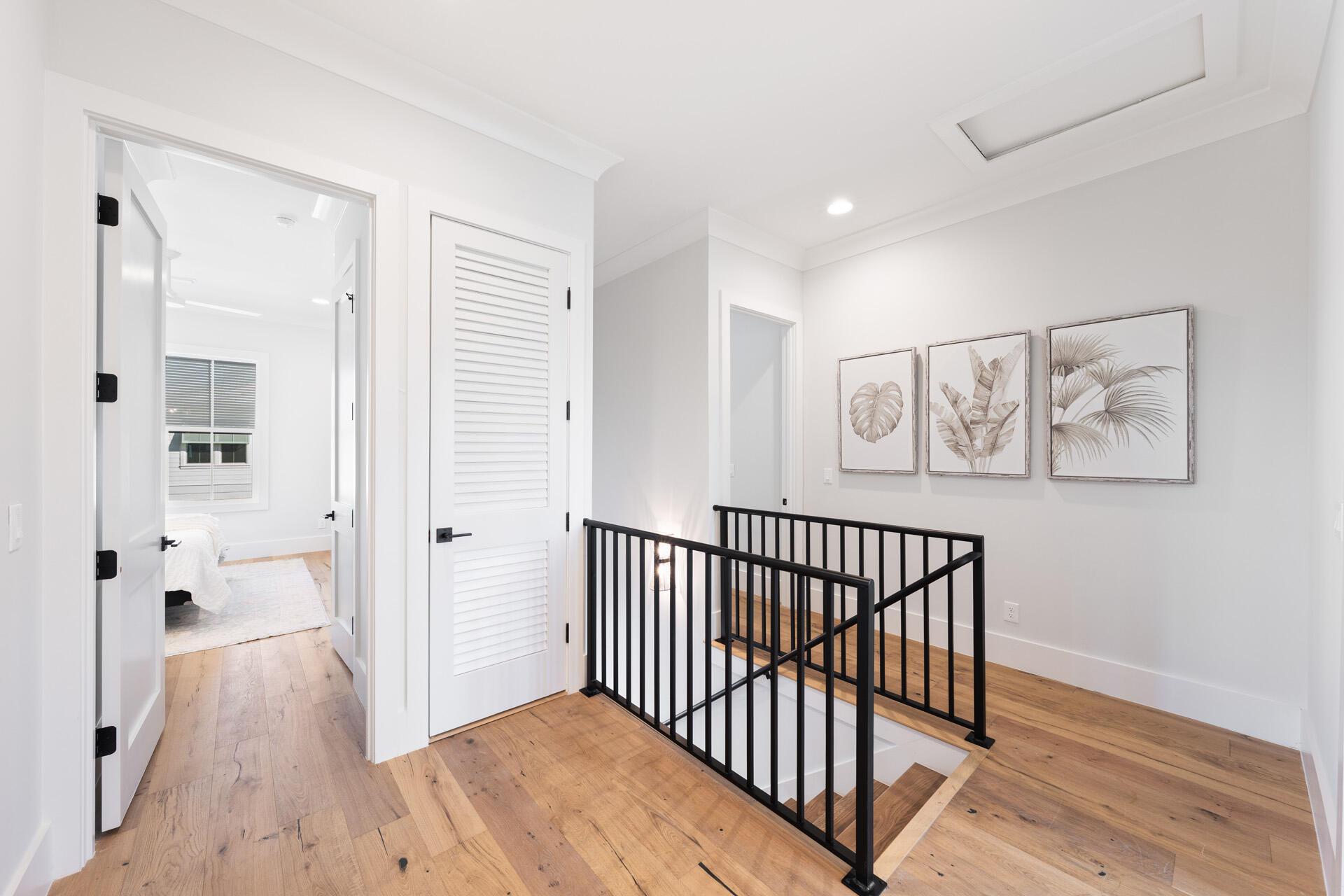 520 South County Highway 393, Unit 39A Santa Rosa Beach, FL 32459 - Photo 23 of 47 a view of a hallway with interior of the house