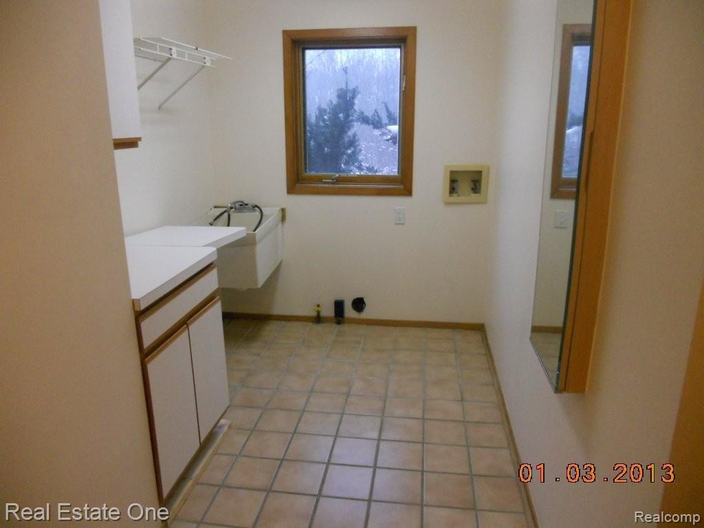 2301 Zeeb Road Dexter, MI 48130 - Photo 16 of 21 DSCN6230.JPG