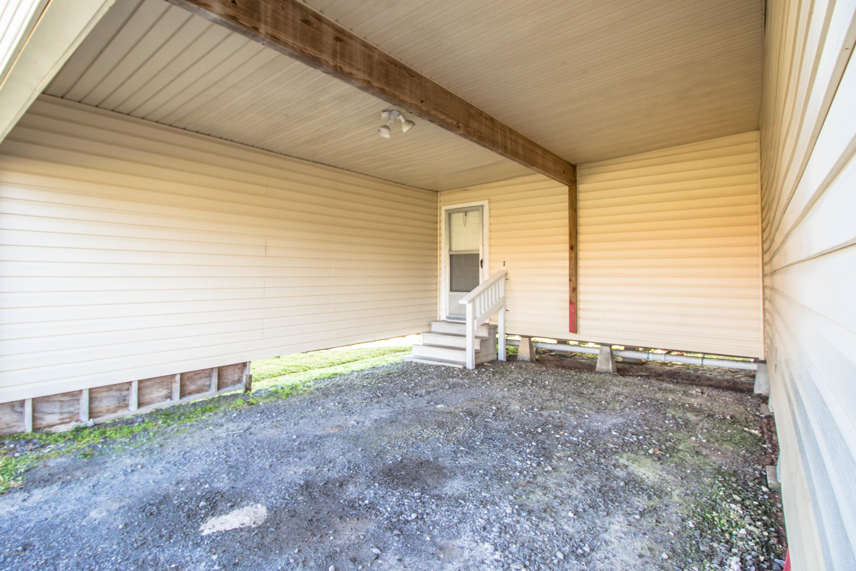 828 Bourque Road Lafayette, LA 70506 - Photo 6 of 36 Gallery Image 6