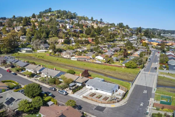 $1,895,000 | 302 Starling Road, Mill Valley, CA 94941