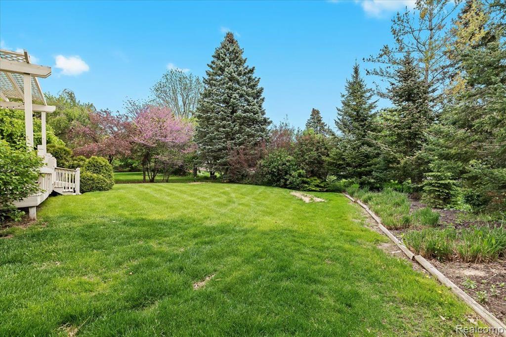 754 Kentucky Drive Rochester Hills, MI 48307 - Photo 28 of 29
