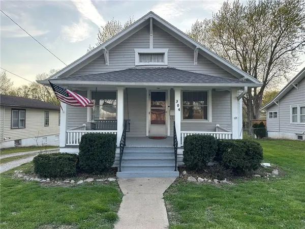 $152,000 | 304 South Institute Street, Richmond, MO 64085
