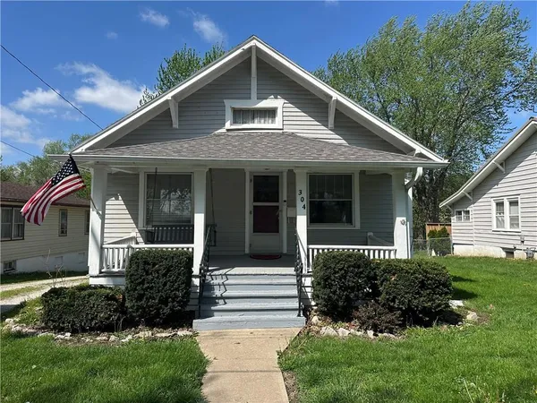 $152,000 | 304 South Institute Street, Richmond, MO 64085