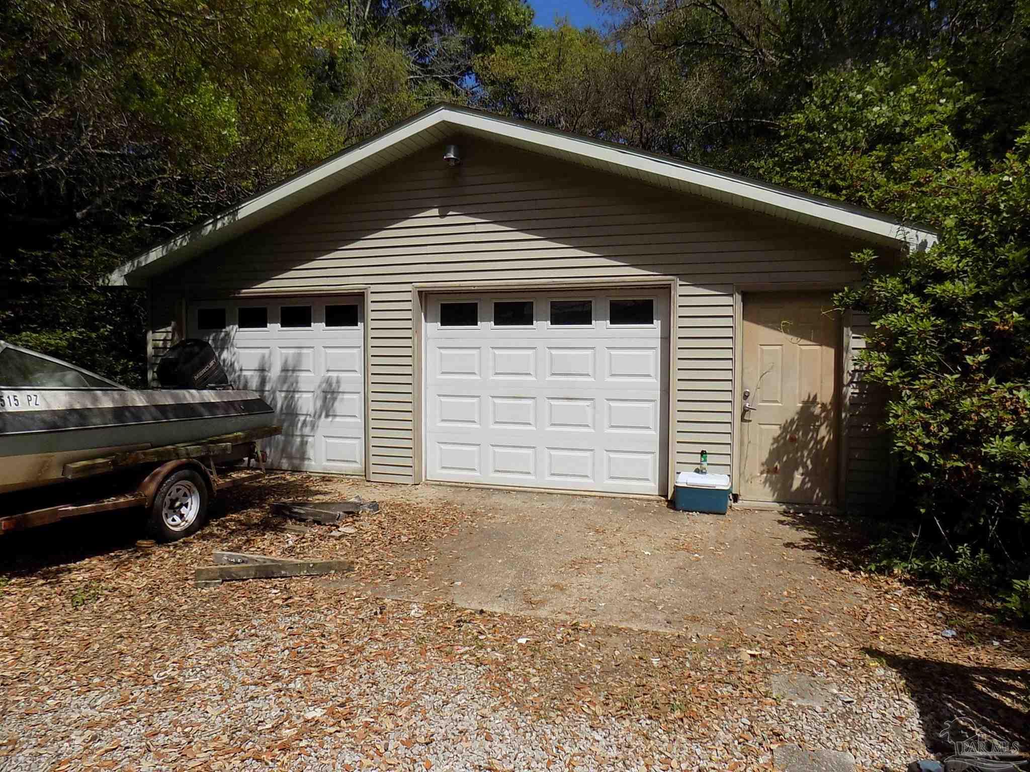 5774 Northrop Road Milton, FL 32570 - Photo 4 of 39