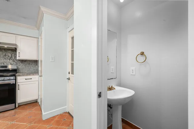 $275,000 | 11607 Zarroll Drive, Houston, TX 77099