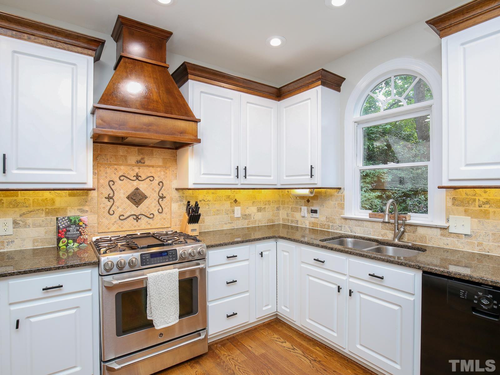 3305 Six Forks Road Raleigh, NC 27609 - Photo 5 of 30