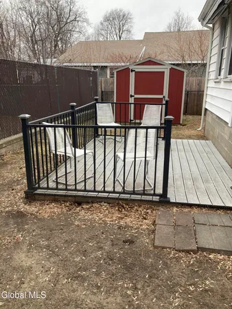 $1,800 | 4 Katherine Road, Unit 2, Colonie, NY 12205
