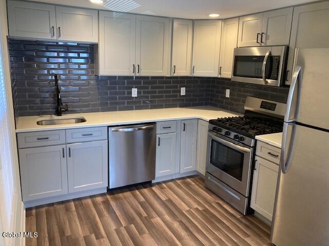 4 Katherine Road, Unit 2 Colonie, NY 12205 - Photo 2 of 14 IMG_1999