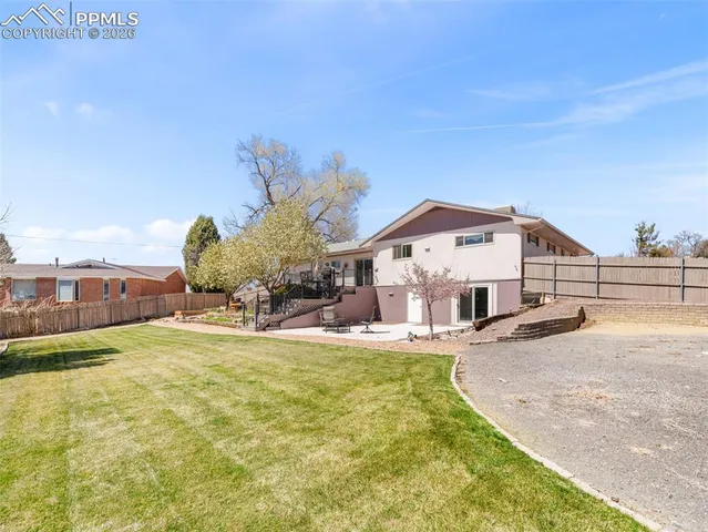 $434,900 | 20 Robertson Road, Pueblo, CO 81001
