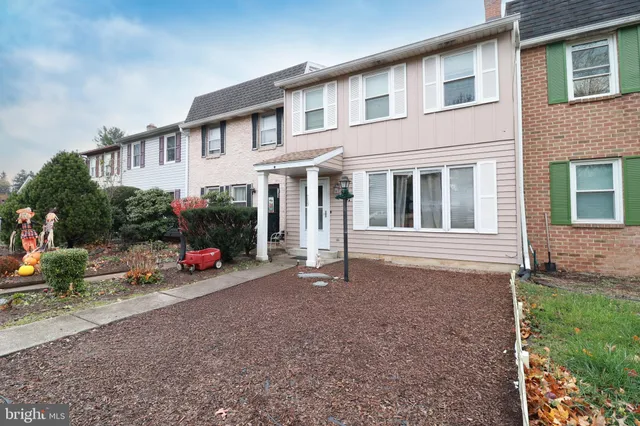 $235,000 | 7123 Salem Park Circle, Mechanicsburg, PA 17050