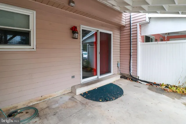 $235,000 | 7123 Salem Park Circle, Mechanicsburg, PA 17050