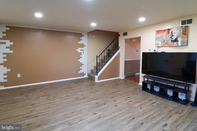 $235,000 | 7123 Salem Park Circle, Mechanicsburg, PA 17050